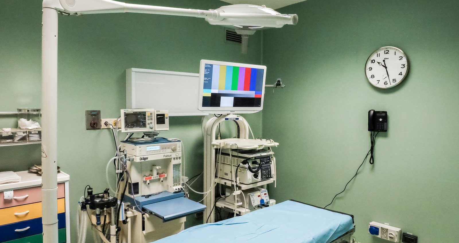 La prima sala operatoria del centro